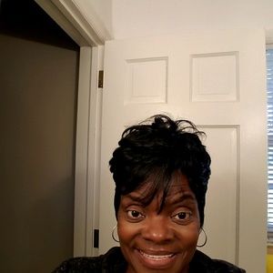 Meet your Posher, Charmaine